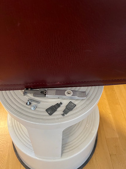 Product image 9 of 10