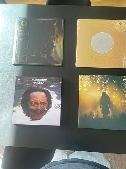 Product image 1 of 3