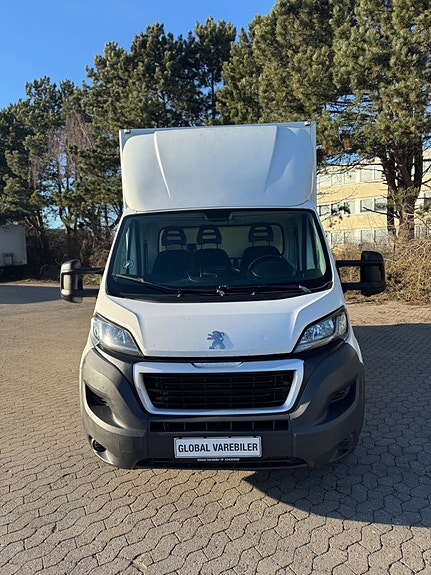 Peugeot Boxer 335