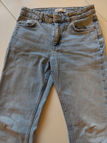 Product image 2 of 11
