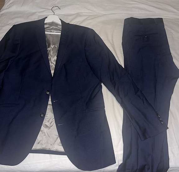 Product image 1 of 3