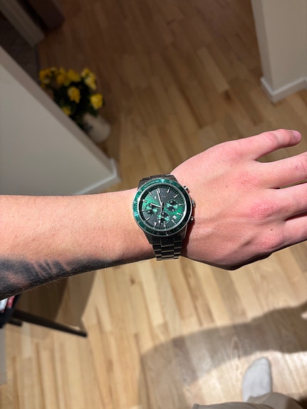 Product image 1 of 4