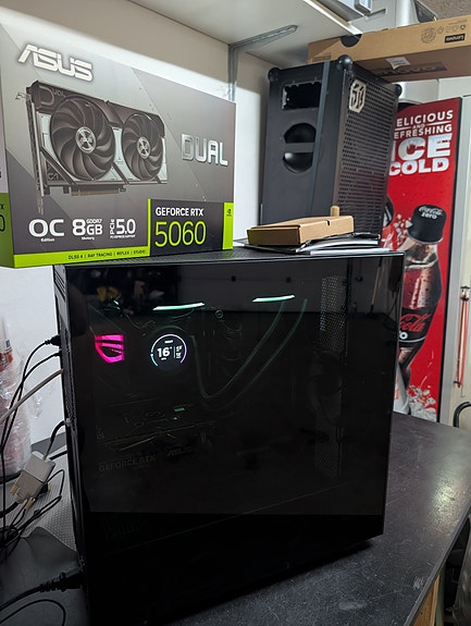 Product image 1 of 10