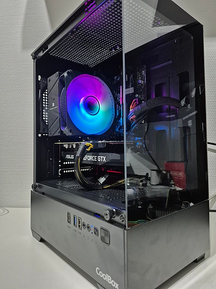 Product image 1 of 9