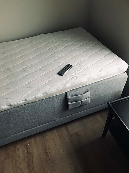 Product image 1 of 4