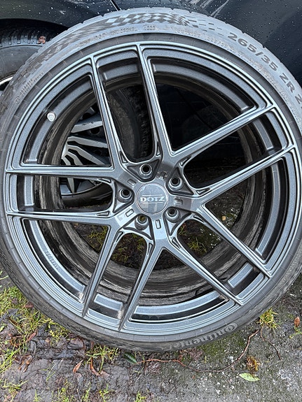 Product image 2 of 9