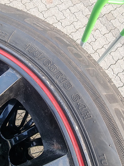 Product image 2 of 9