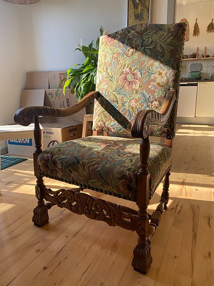 Product image 1 of 9