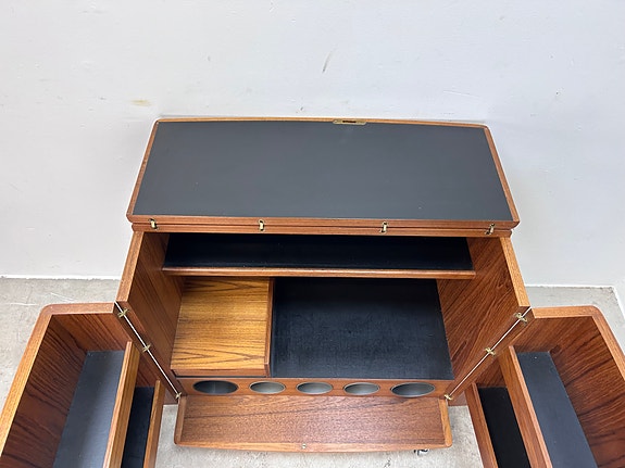 Product image 11 of 13