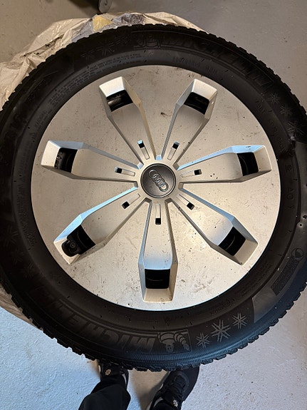 Product image 1 of 3