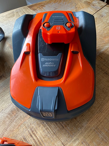 Product image 1 of 4