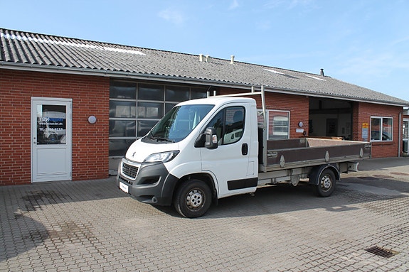 Peugeot Boxer 335