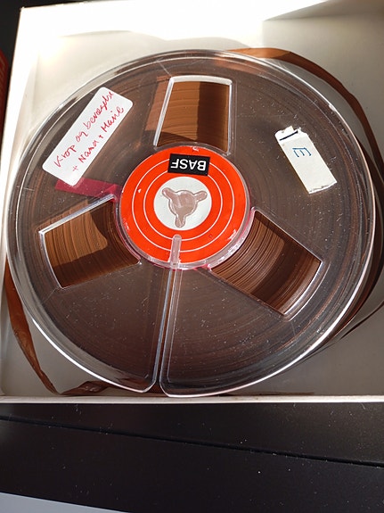 Product image 21 of 64