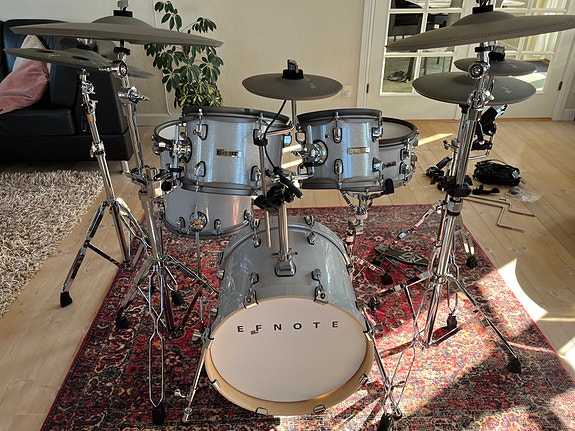 Product image 1 of 8