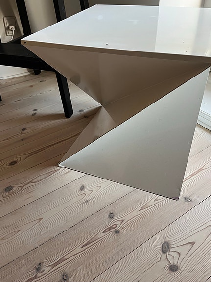 Product image 4 of 16