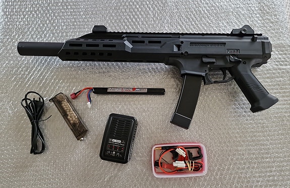 Product image 1 of 10