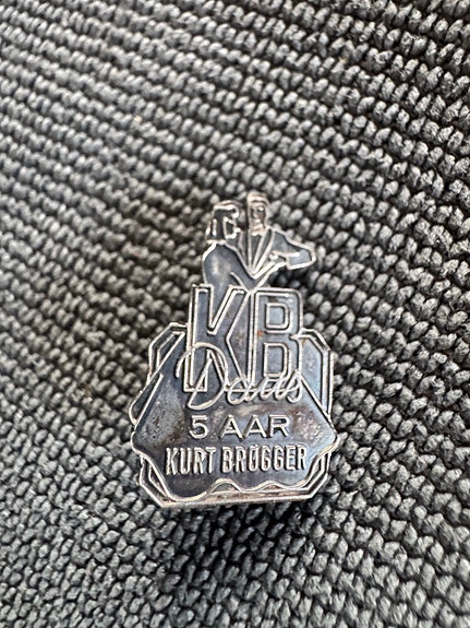 Product image 1 of 3