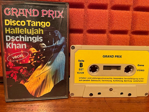 Product image 1 of 4