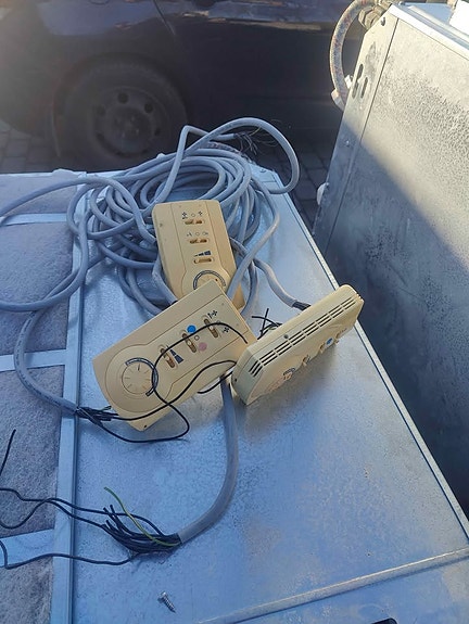 Product image 3 of 9