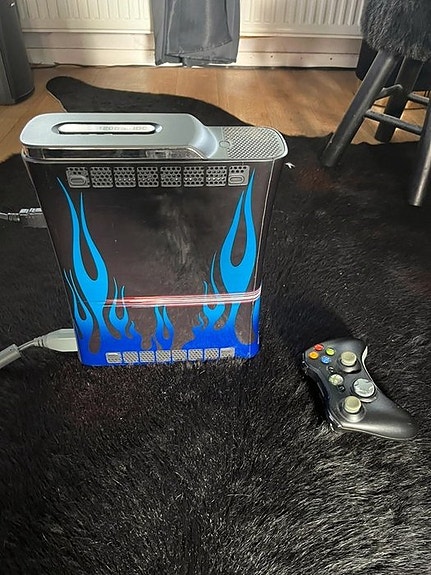 Product image 2 of 4