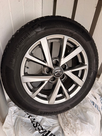 Product image 1 of 8