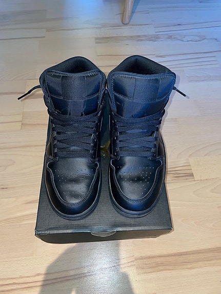 Product image 1 of 8