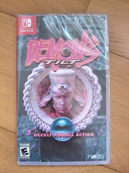 Product image 1 of 2