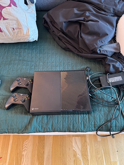 Product image 1 of 2