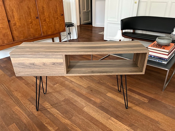 Product image 1 of 6