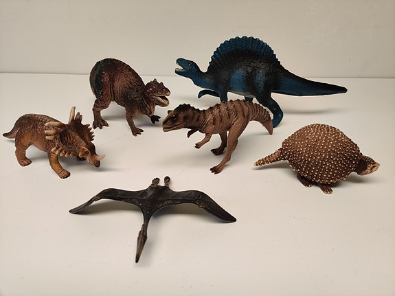 Product image 1 of 6