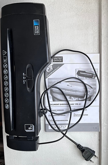 Product image 1 of 3