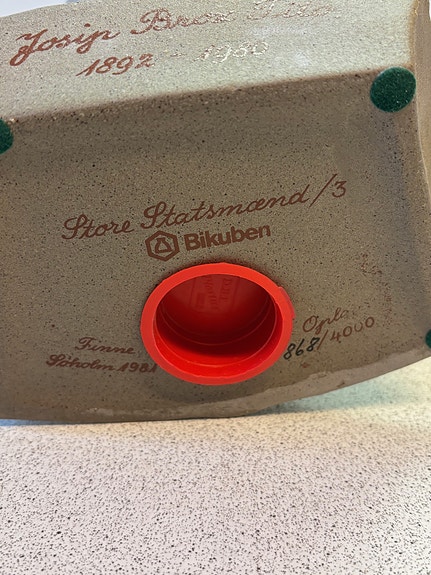 Product image 9 of 9