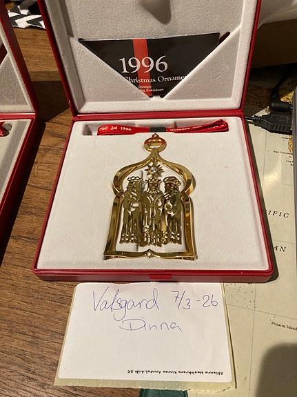 Product image 1 of 3