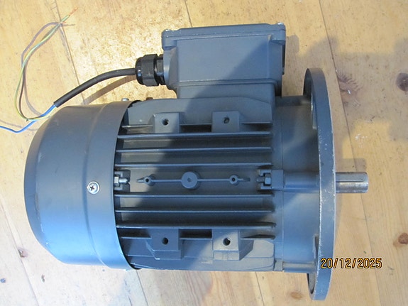 Product image 3 of 9