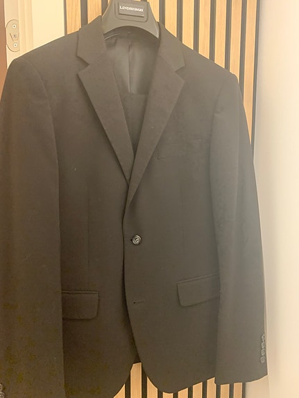 Product image 1 of 8