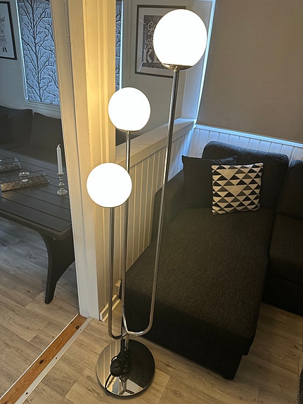 Product image 1 of 3