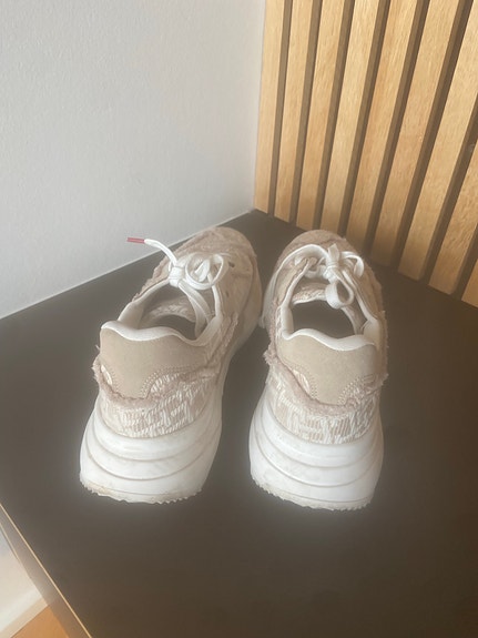 Product image 17 of 18