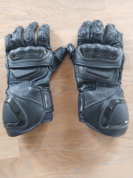 Product image 1 of 4