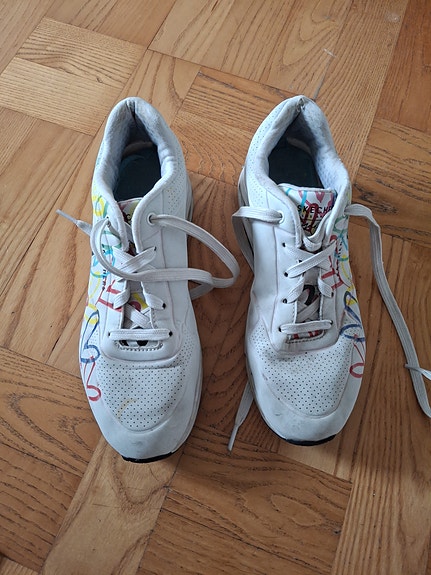 Product image 1 of 3