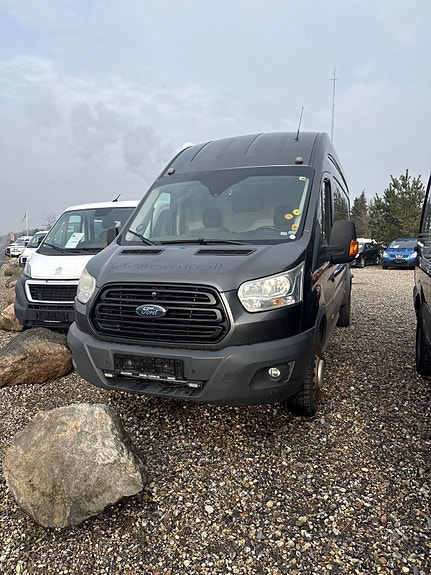Ford Transit 470 L4 Van