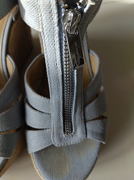 Product image 11 of 12