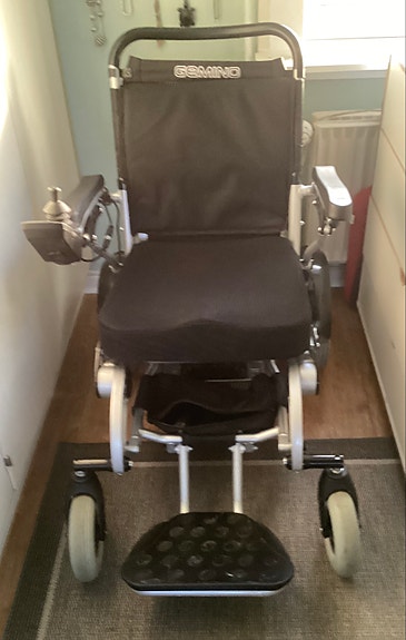 Product image 1 of 6