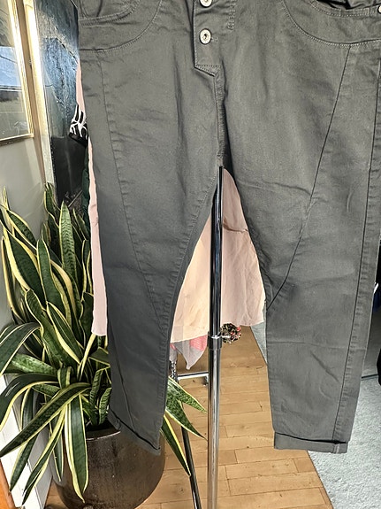 Product image 12 of 17