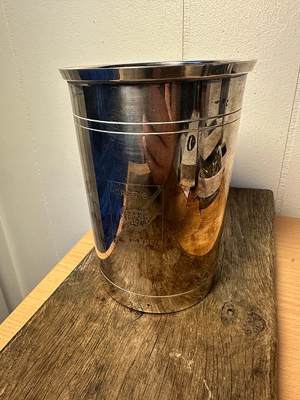 Product image 1 of 8