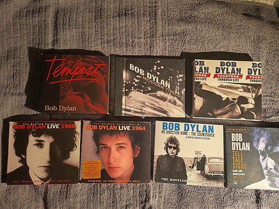 Product image 1 of 3