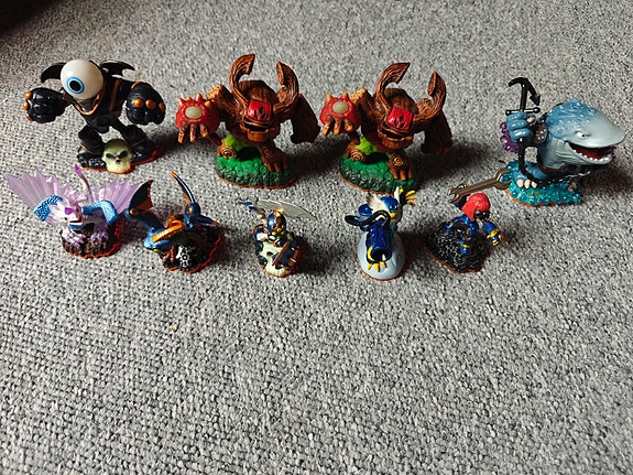 Product image 1 of 9