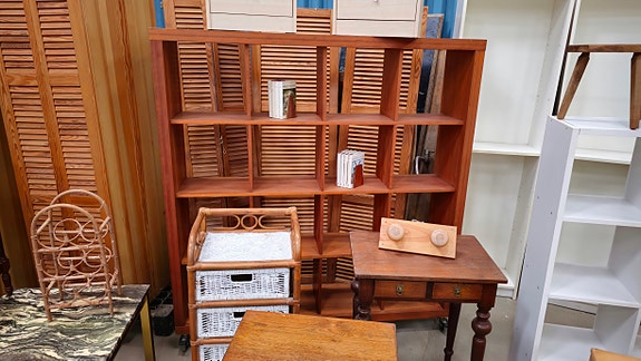 Product image 36 of 48