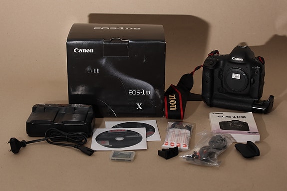 Product image 1 of 4