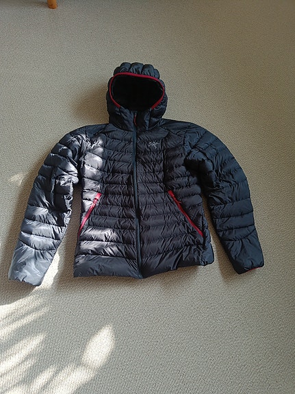 Product image 1 of 4