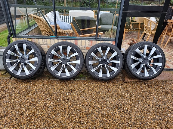 Product image 1 of 8